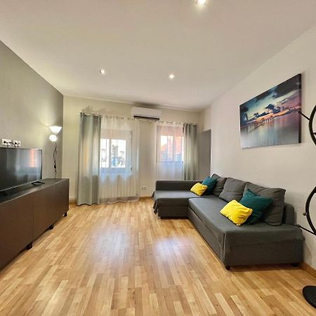 Comfortable Renovated Flat, Wifi! Badalona Exterior photo